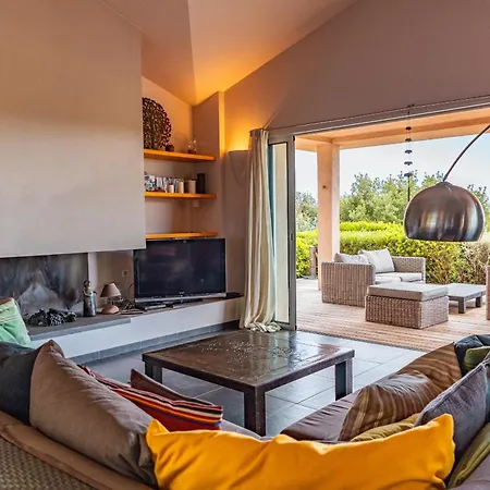 Pina * Sainte-Lucie de Porto-Vecchio