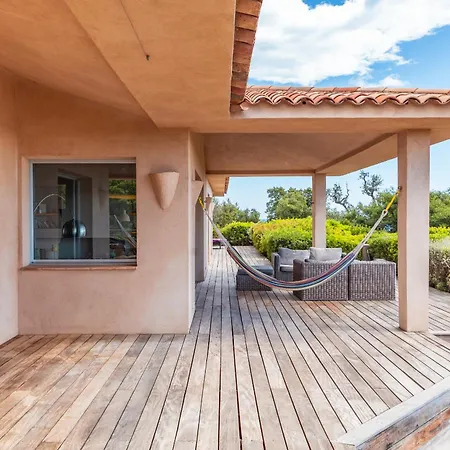 Pina * Sainte-Lucie de Porto-Vecchio