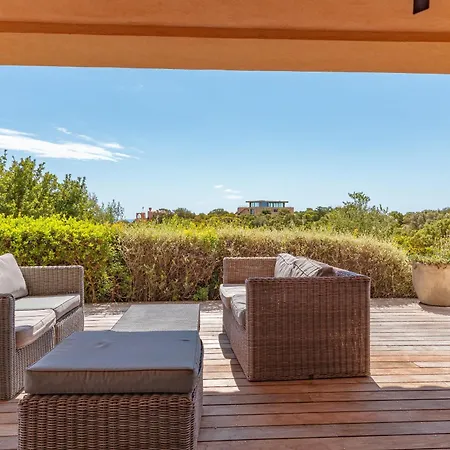 Pina Villa *